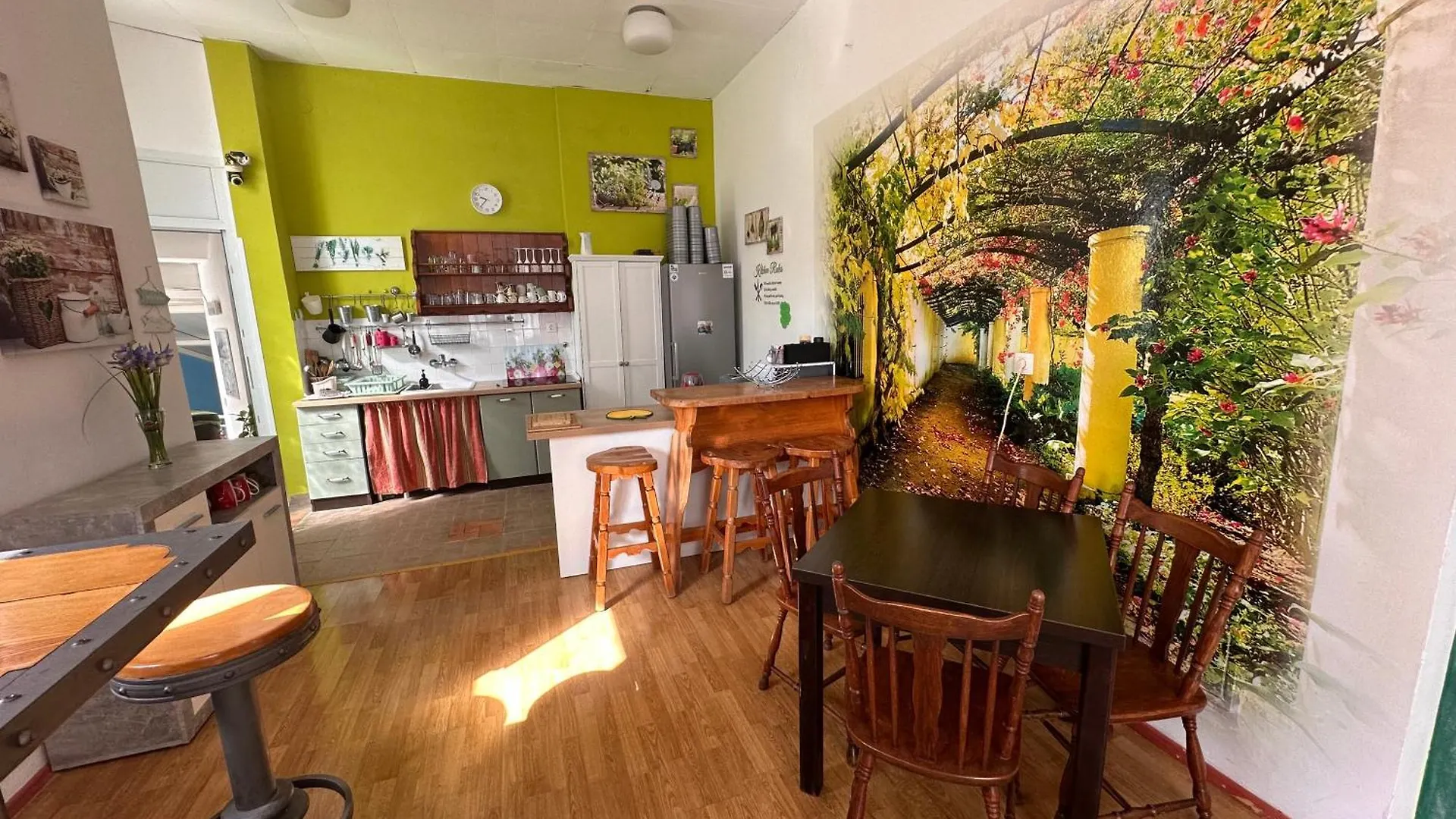 Crazy House Hostel Pula Kroatien