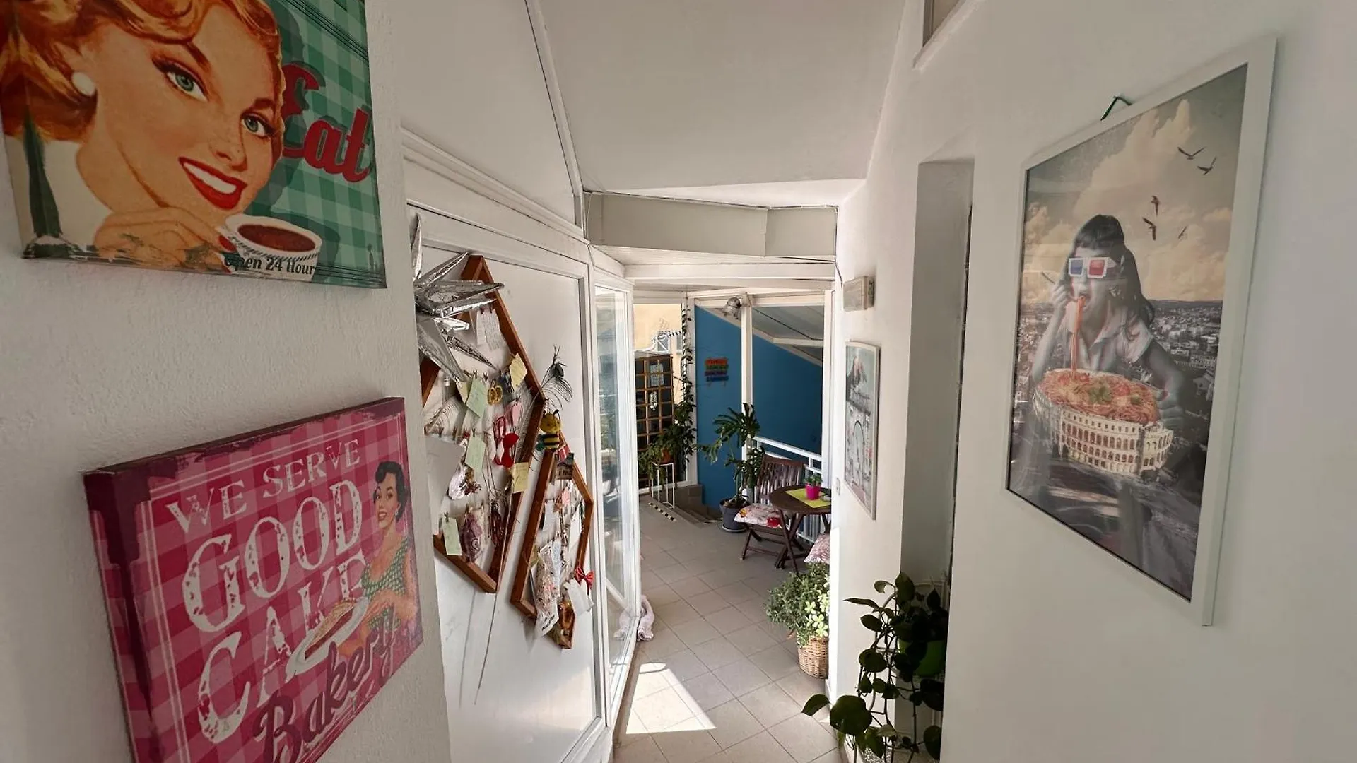 Crazy House Hostel Pula Kroatien