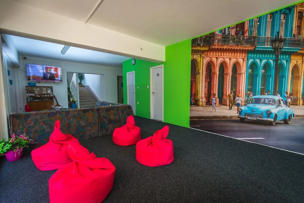 Crazy House Hostel Pula Croatia