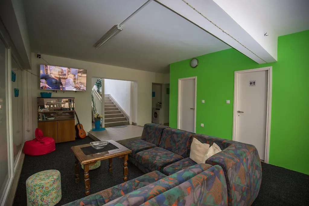 Crazy House Hostel Pula Croatia
