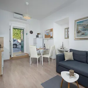  Apartment Naval Croatia